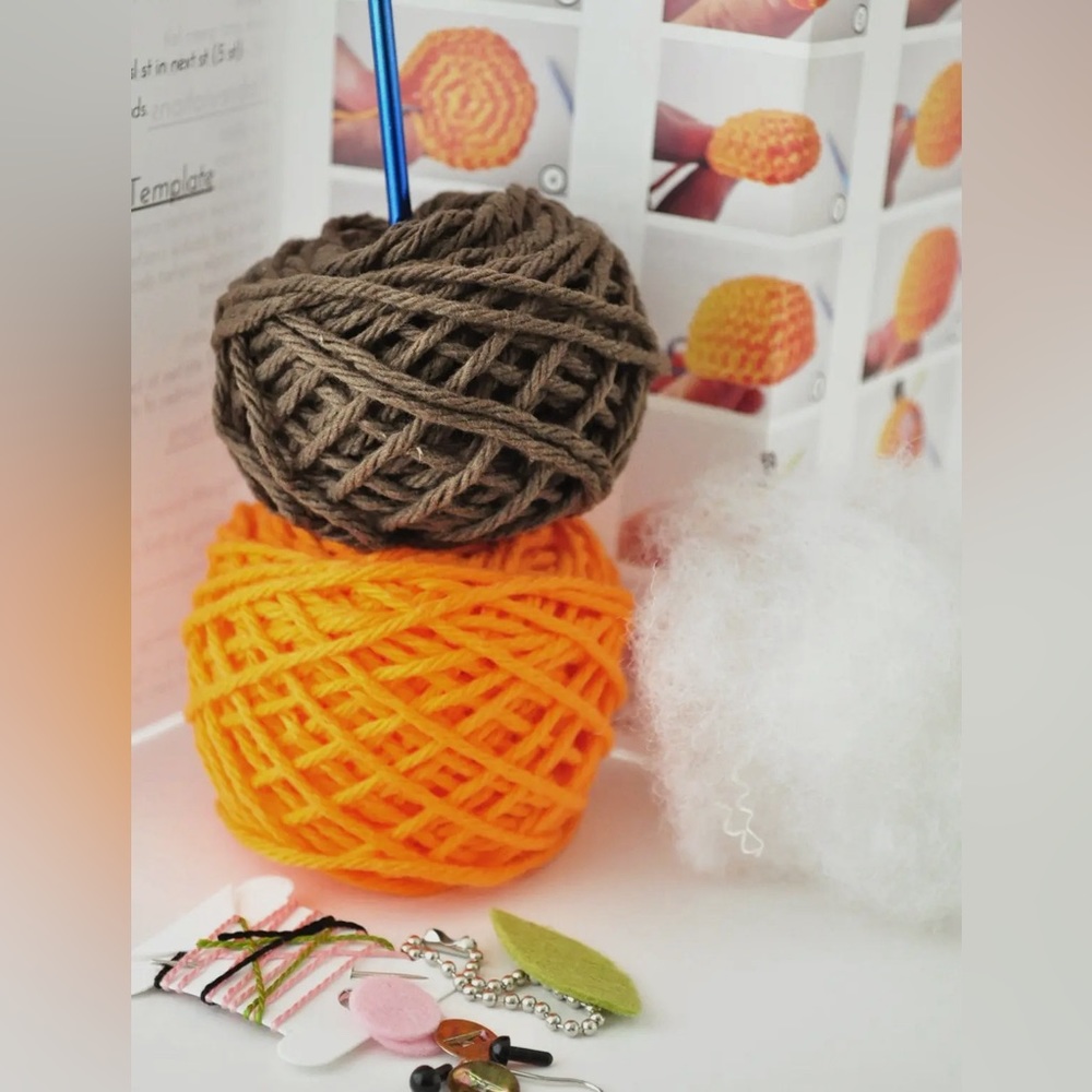 Orange Keychain Crochet Kit - Picture 4 of 8